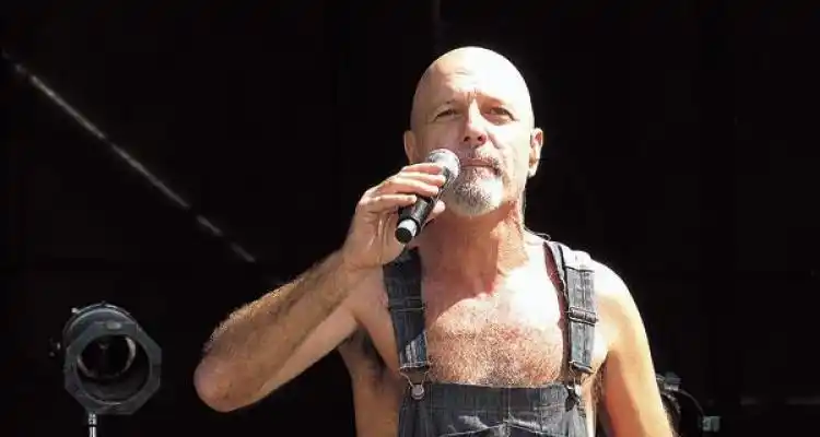 Gustavo Cordera estará presente en la Fiesta de las Colectividades
