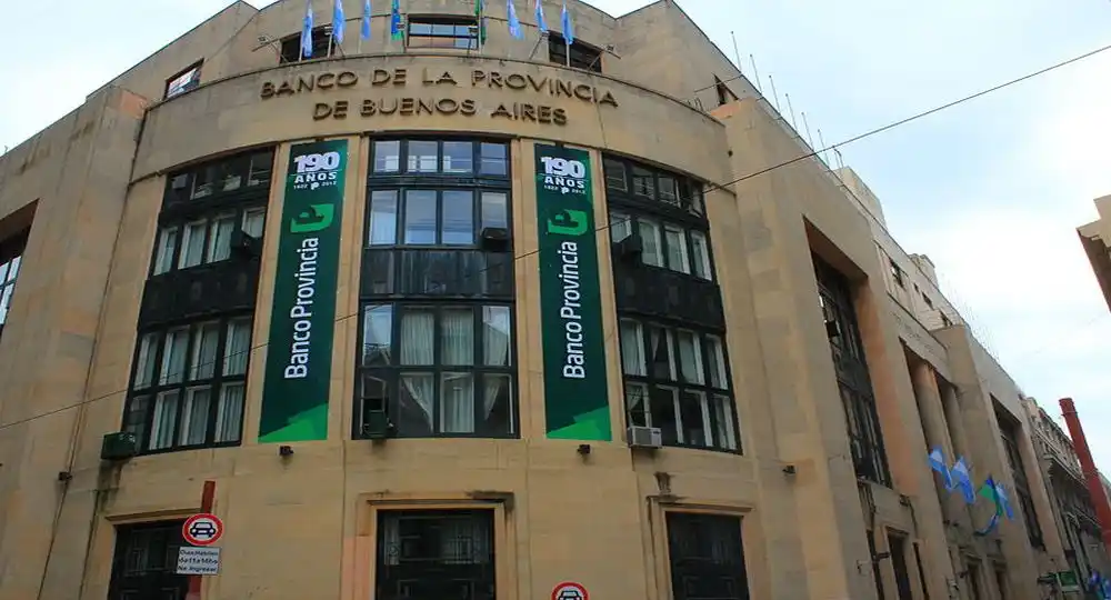 Este lunes no habrá bancos en todo el país