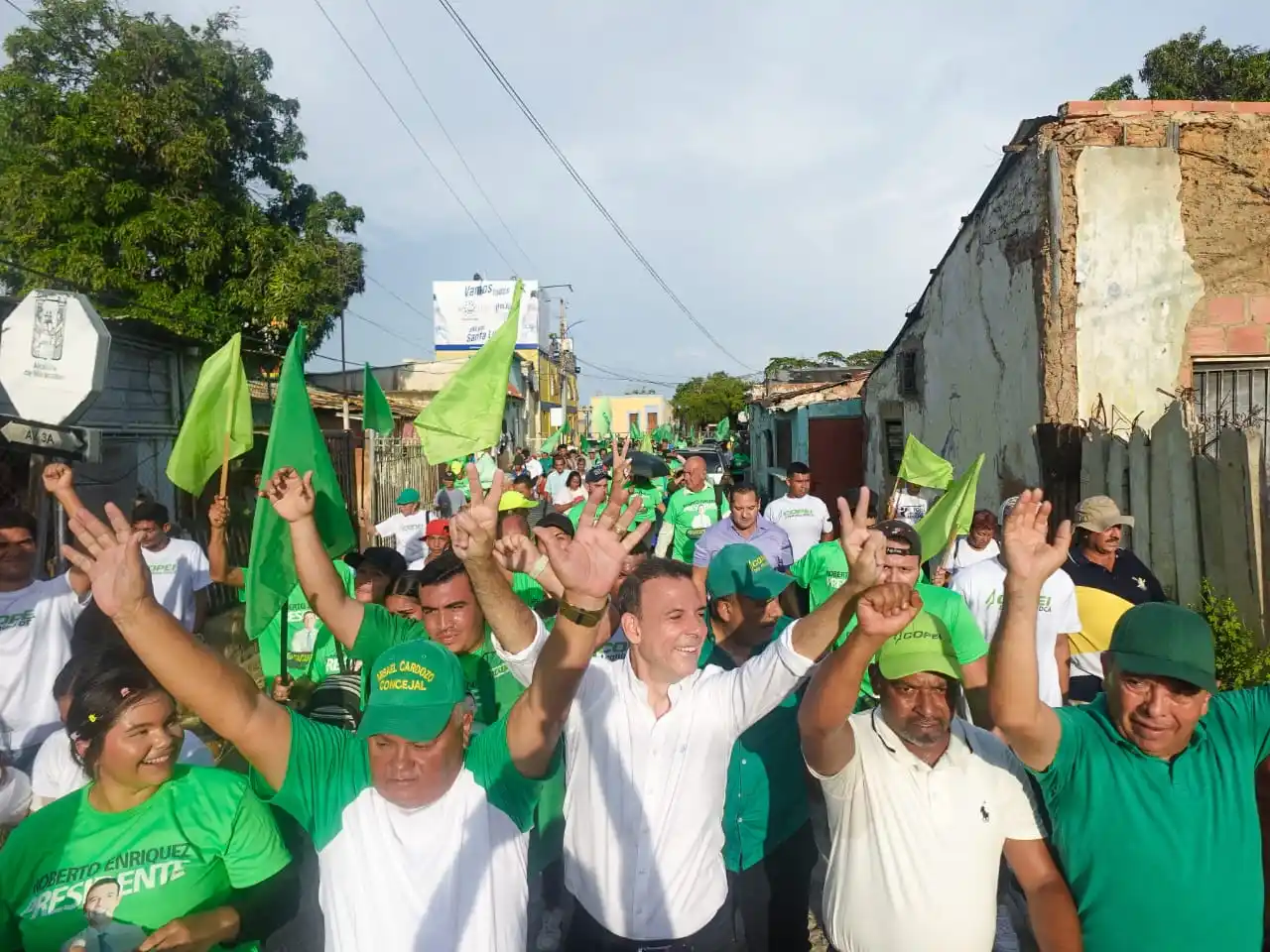 Roberto Enríquez pediría a Humberto Calderón Berti dirigir políticas petroleras de ganar la presidencia