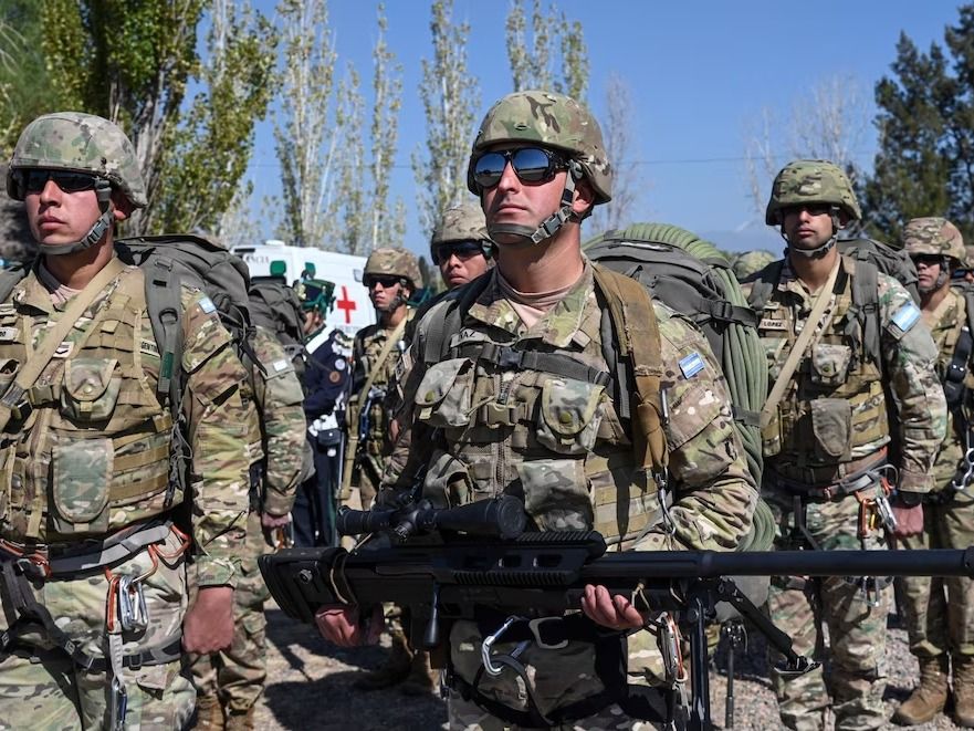 El Gobierno anunció el Servicio Militar Voluntario para jóvenes entre 18 y 28 años