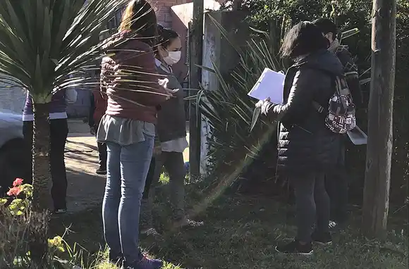 Plan cuiDARnos: promotores recorren barrios en busca de síntomas de coronavirus