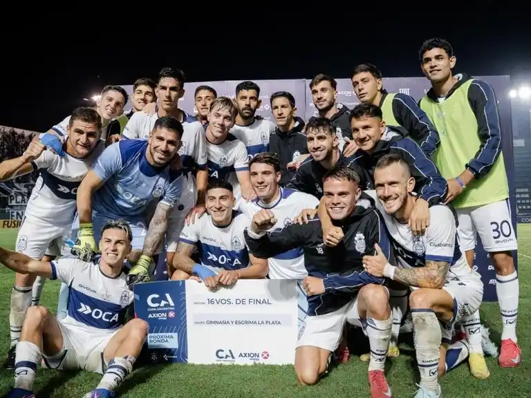 El Lobo avanza en la Copa Argentina al vencer 4 a 1 a Camioneros. Foto:Copa Argentina