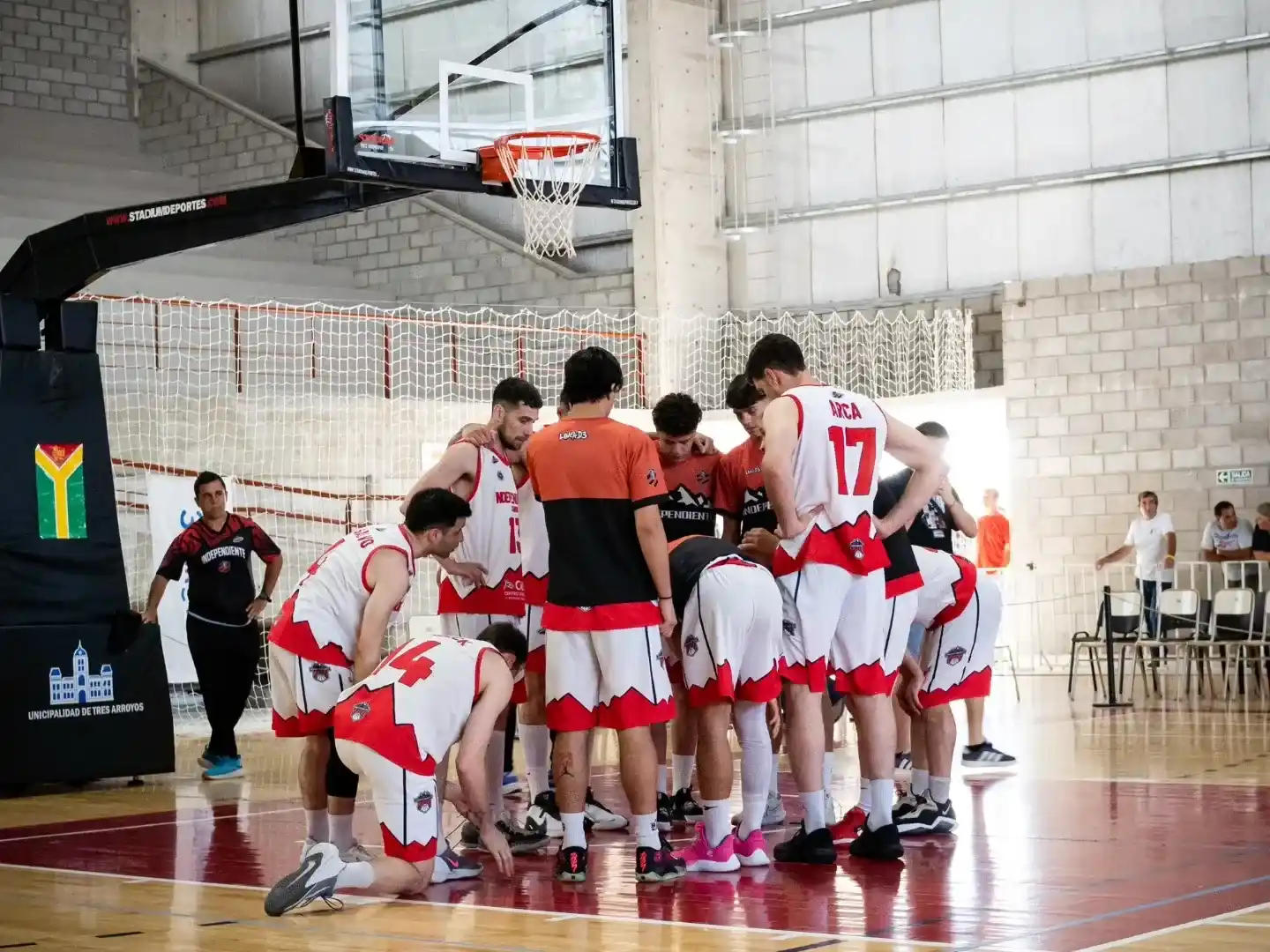 Independiente intentará recuperarse esta noche.