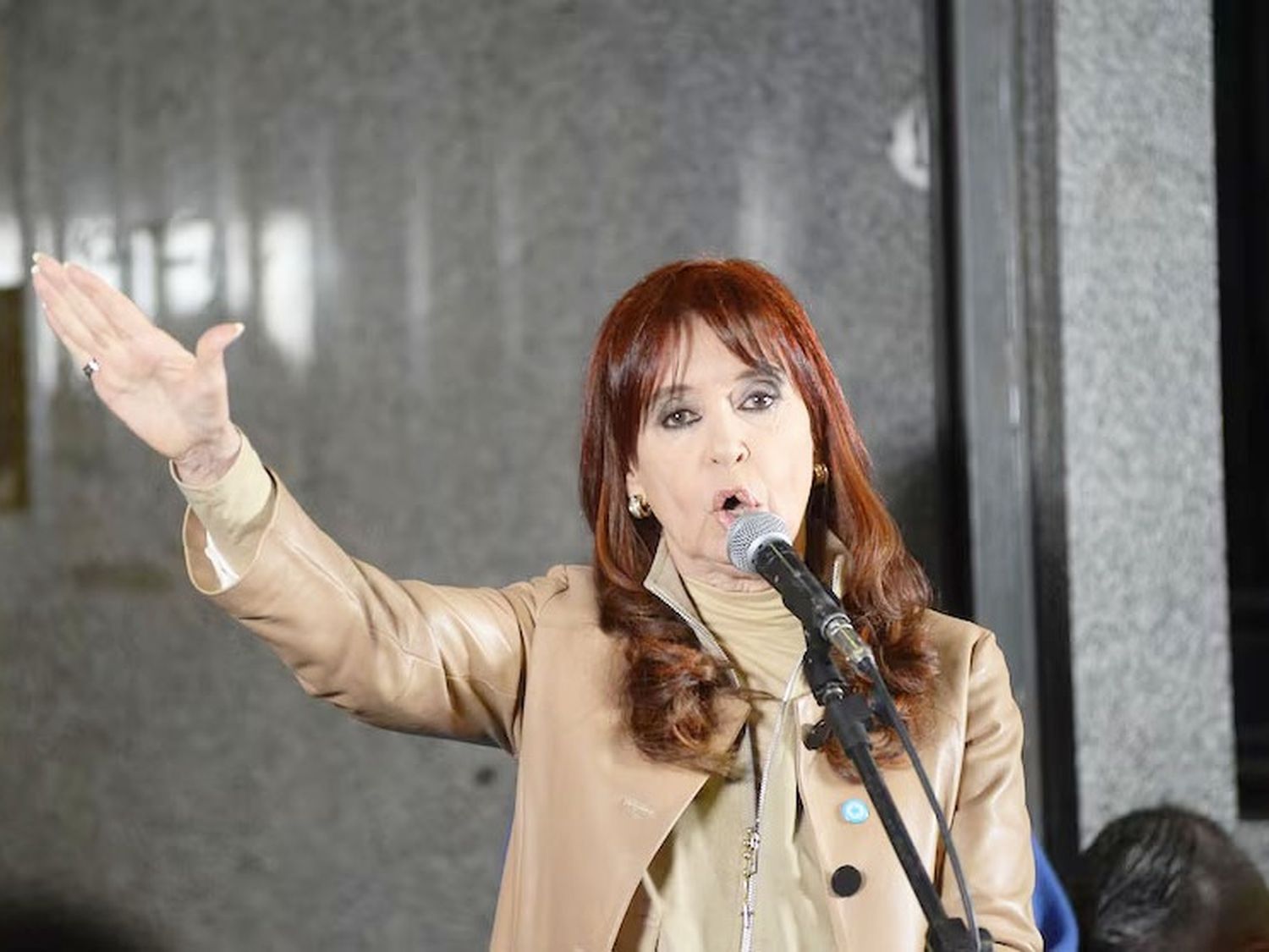 Cristina Kirchner eligió el próximo miércoles 18 de junio para presentarse ante la Justicia y quedar detenida