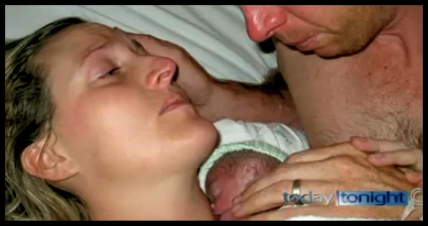 Increible: El pequeño murió al nacer pero revivió en el pecho de su madre