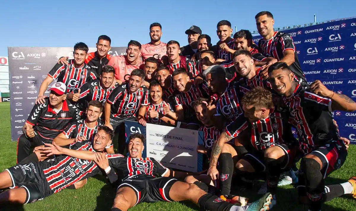Chacarita se impuso en los penales y eliminó a Tigre