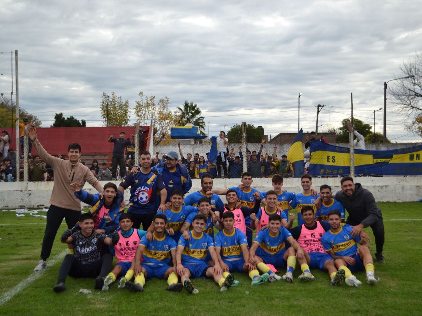 Independencia juega contra Atlético Baradero la primera final de la Copa de Clubes este domingo.