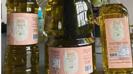 Prohibieron la comercialización de un aceite de oliva en todo el país.
