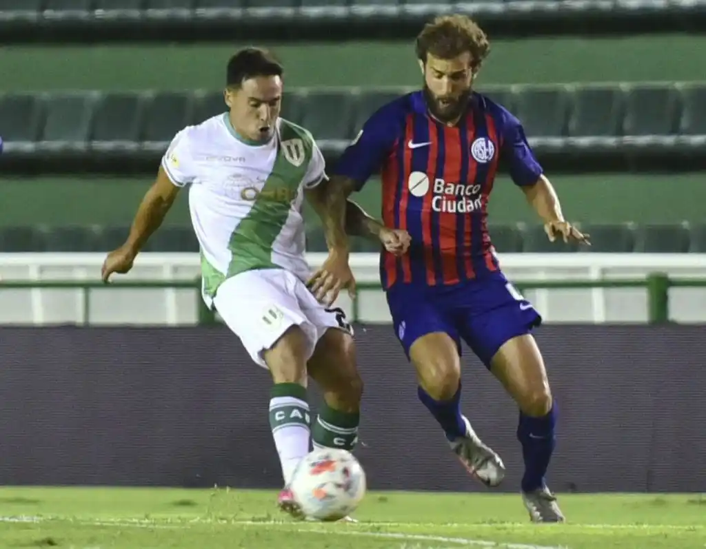 Banfield y San Lorenzo no supieron escaparle al cero