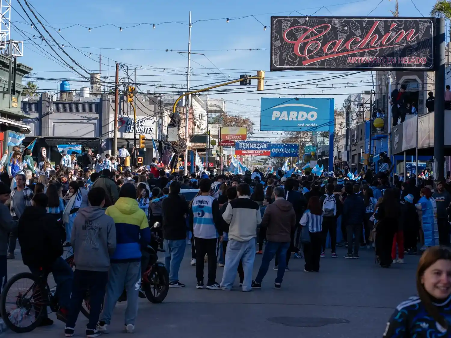 La medida fue informado por el grupo de comerciantes.