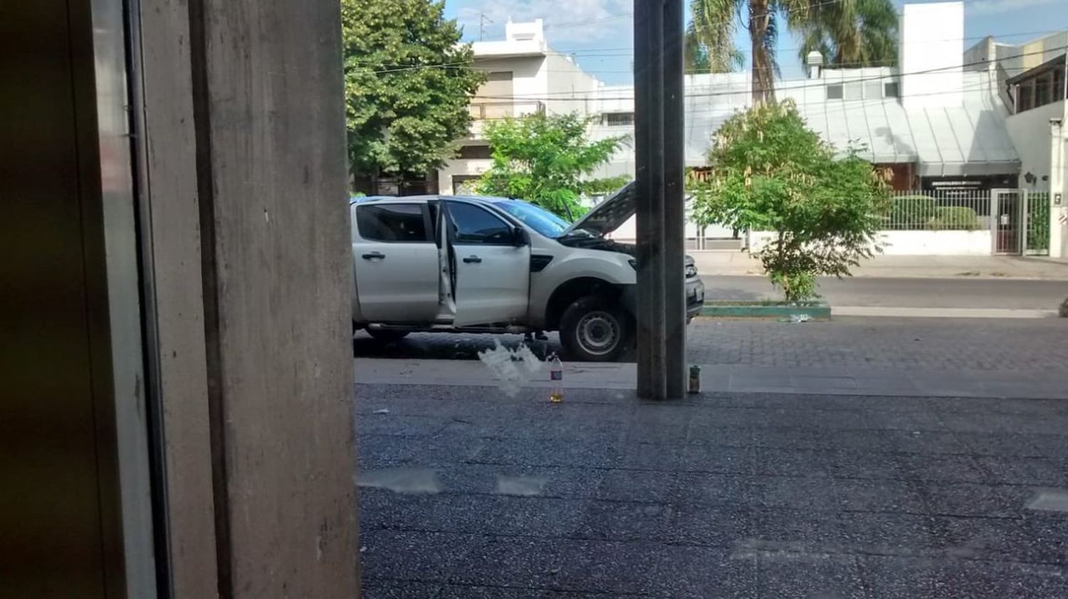 Moreno: Un comisario de la Bonaerense intentó defenderse de un robo pero terminó matando a su mujer