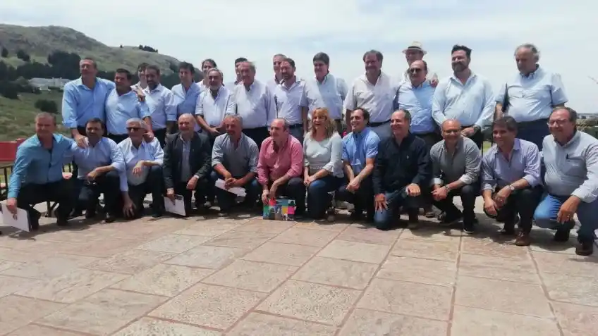 El Foro de Intendentes Radicales se reunió en Tandil