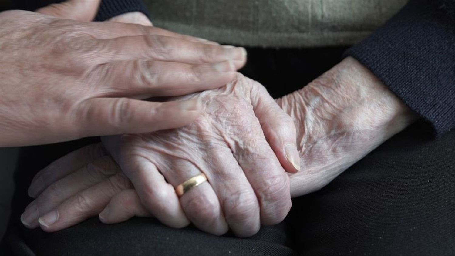 Los ancianos acumulan más que años  