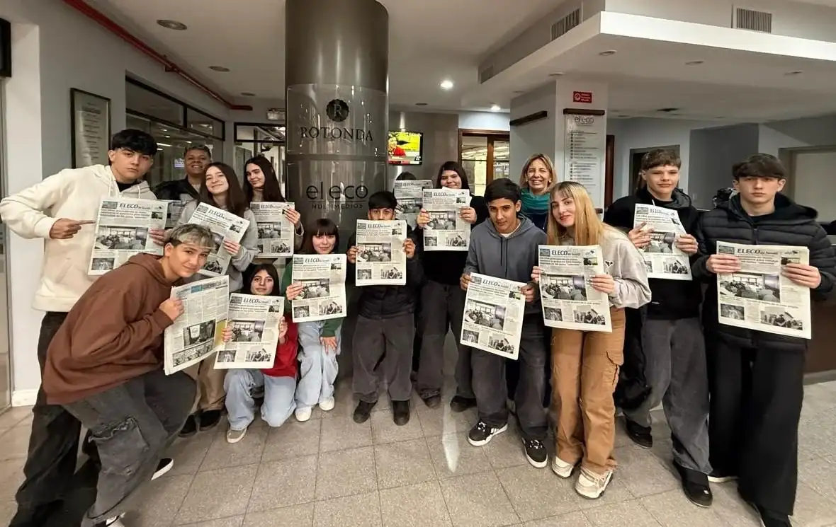Alumnos de 4to año de la EES Nº 18 visitaron El Eco.