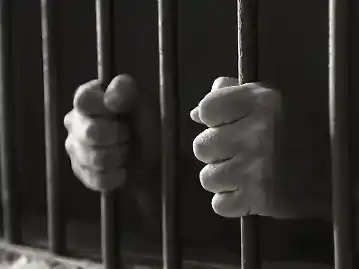 Mujeres, vida dulce, viajes y… nuevamente a la cárcel