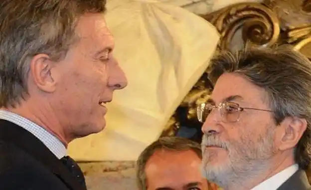 Macri reconocerá a Abad por su labor en la AFIP