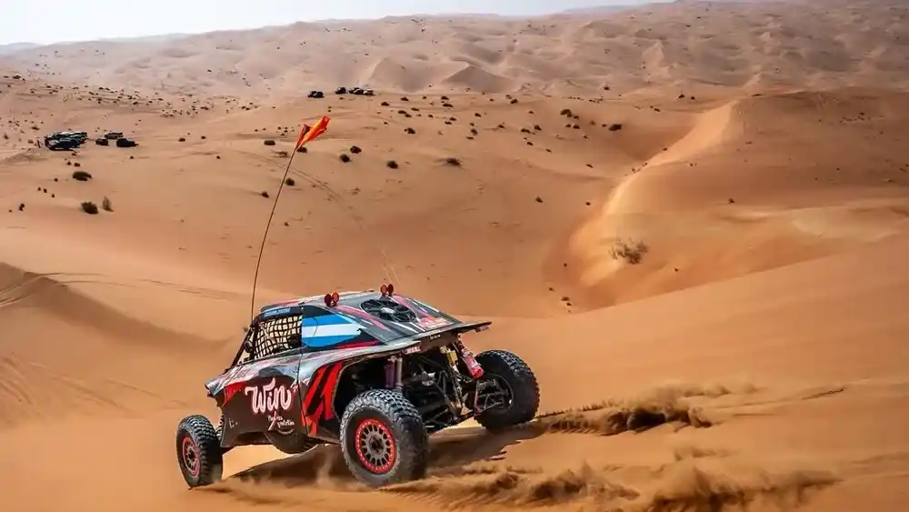 El matrimonio cordobés de Nicolás Cavigliasso y Valentina Pertegarini (Taurus) ganó el Dakar 2025 en la categoría Challenger