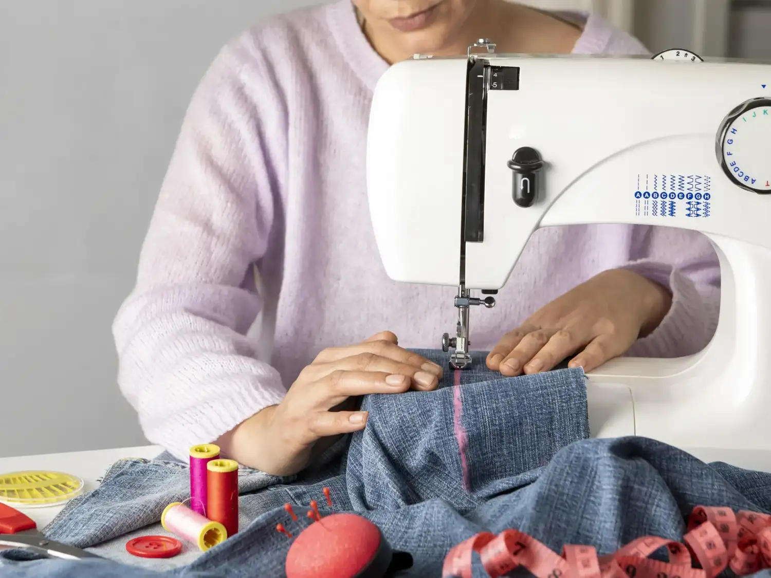 "No siempre hay un plan, a veces hay solo un hueco": once creadoras textiles comparten sus procesos