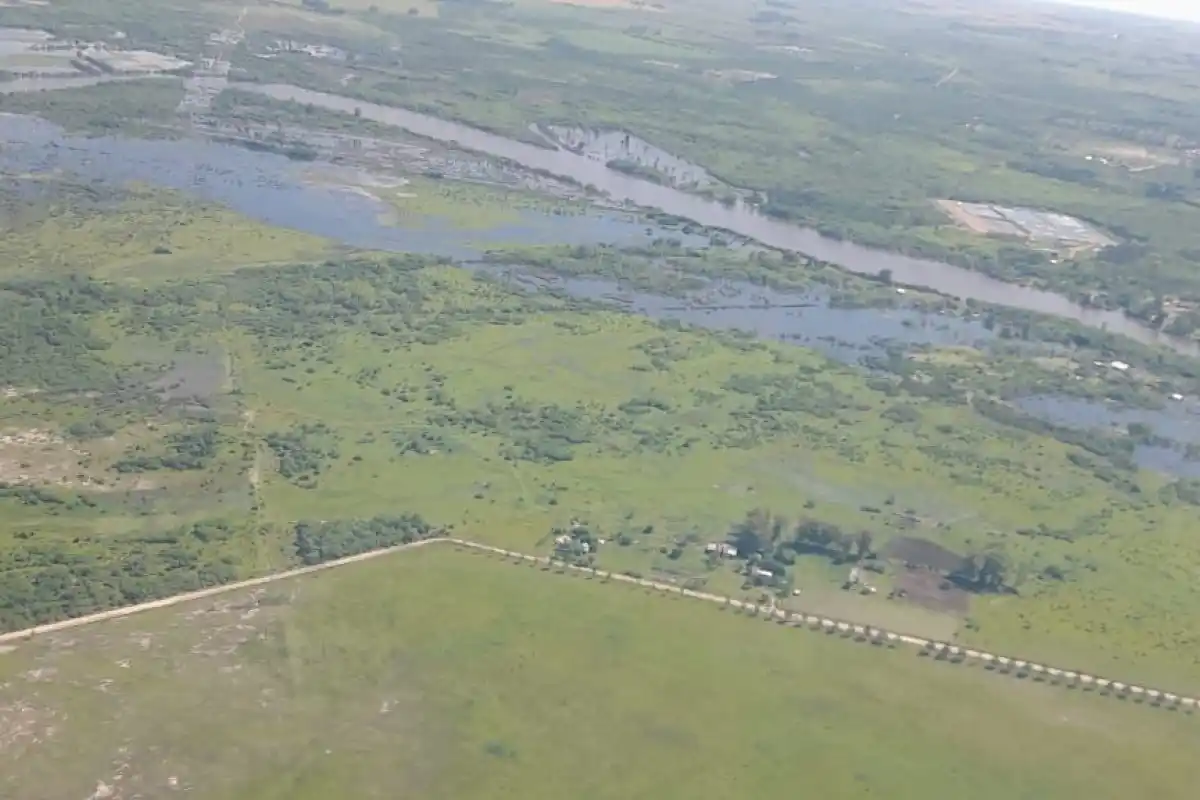 RIO  GUALEGUAYCHÚ - 1