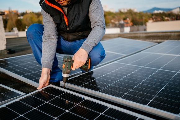 Convocatoria al curso de colectores solares y paneles fotovoltaicos