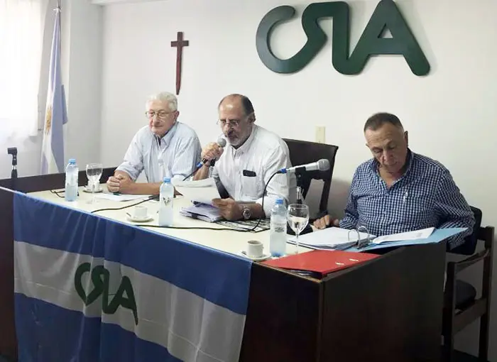 “Nunca la amenaza puede ser una invitación al diálogo”