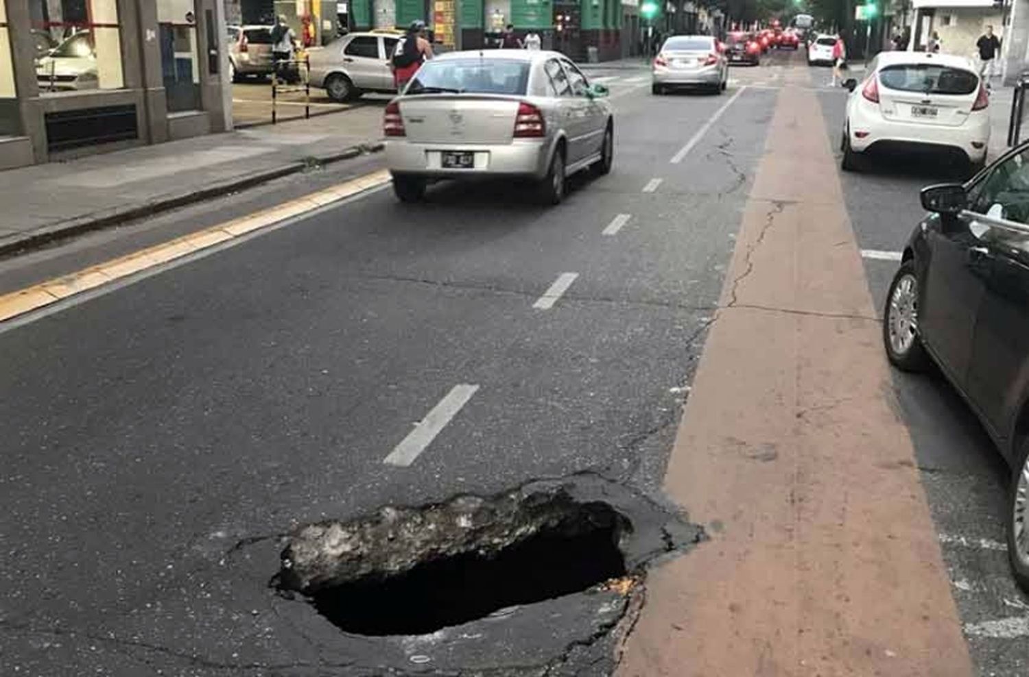 El secretario de Obras Públicas estimó que en Rosario hay alrededor de 3 mil baches