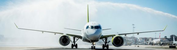 AirBaltic recibió otros dos Airbus A220-300 para su flota