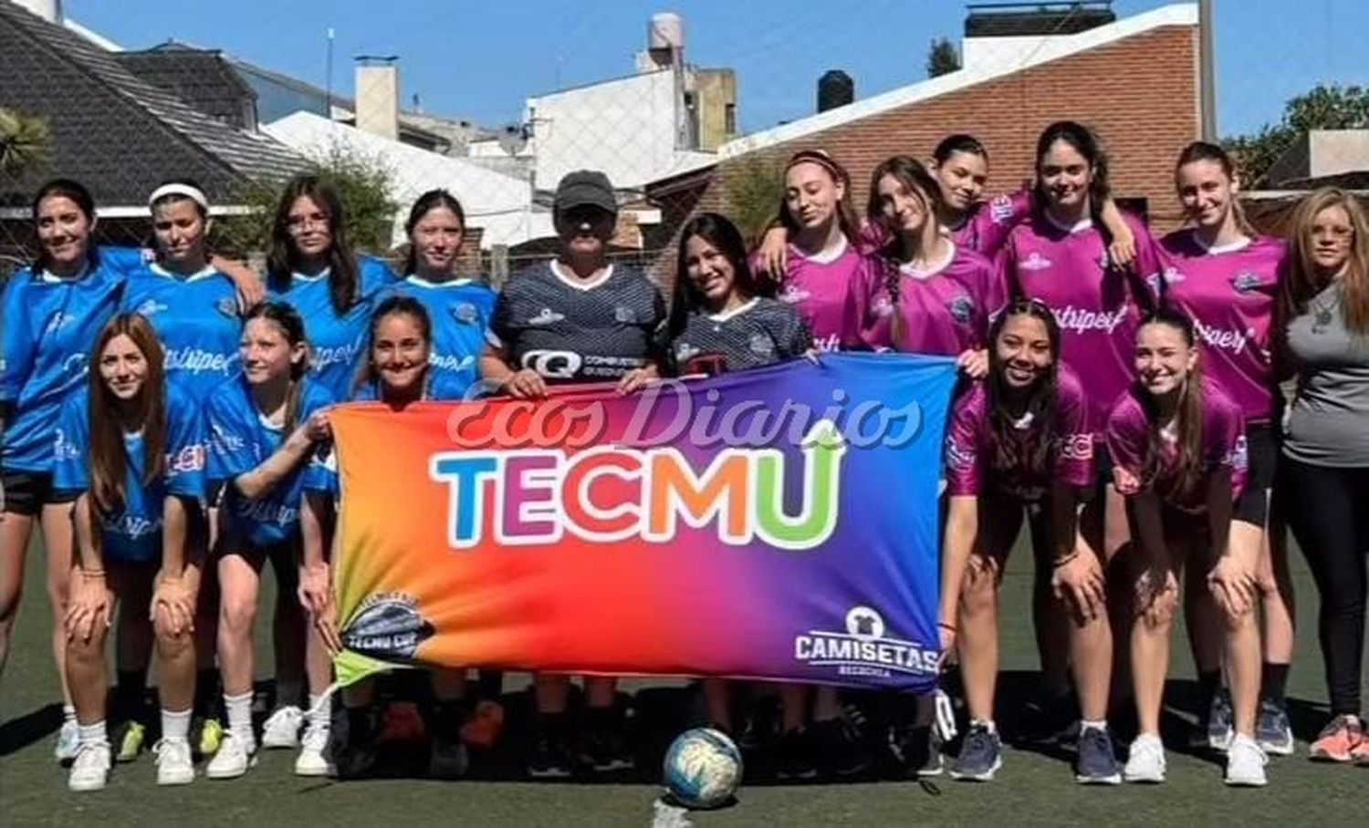 Las finalistas del femenino. La chispa y Santurrona
