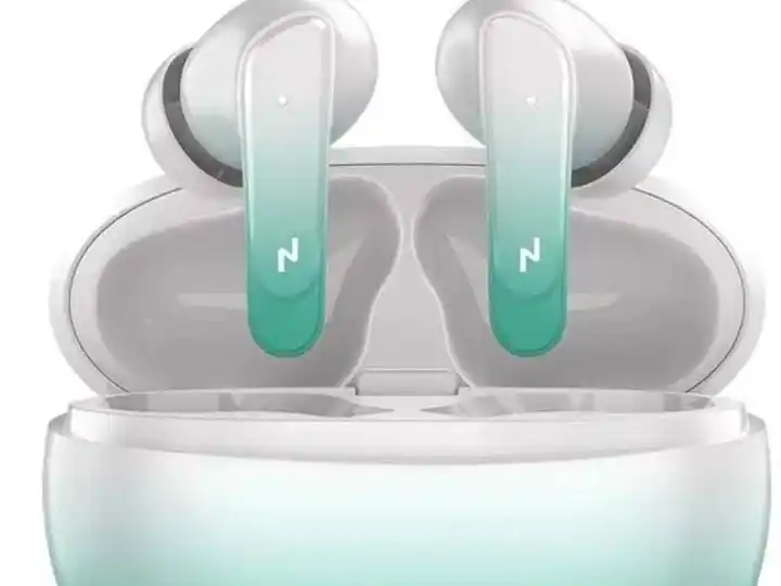 Bruno perdió el estuche de sus auriculares