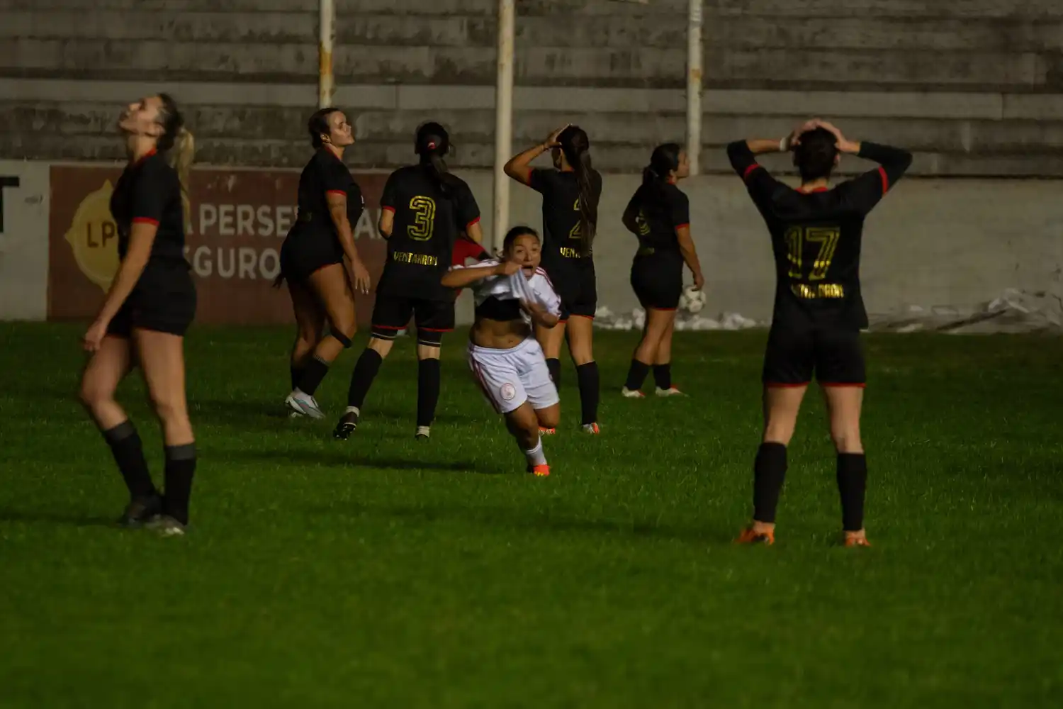 Fútbol Femenino: agónico triunfo de Huracán ante Independencia