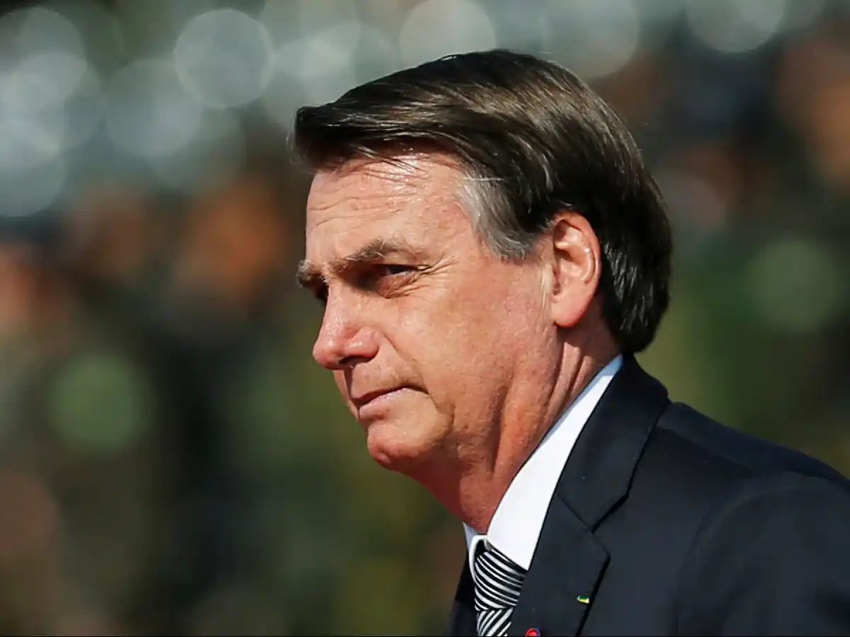 "Lo peor está por venir", dijo Bolsonaro sobre el derrame de petróleo en las playas de Brasil
