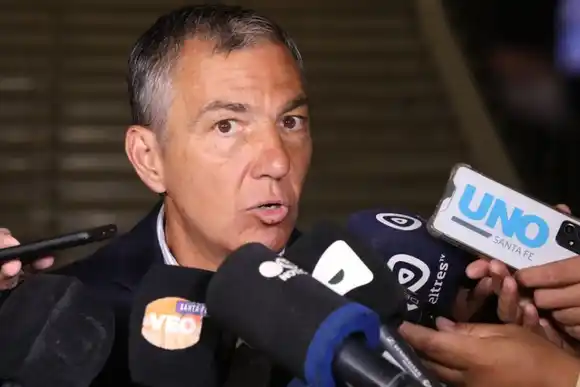 Pusineri: “Las diferencias se pueden seguir discutiendo con los chicos en la escuela, no existe ningún impedimento para eso”