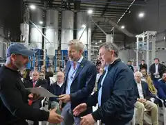 Frigerio impulsó nuevas inversiones y anunció baja impositiva histórica en Entre Ríos