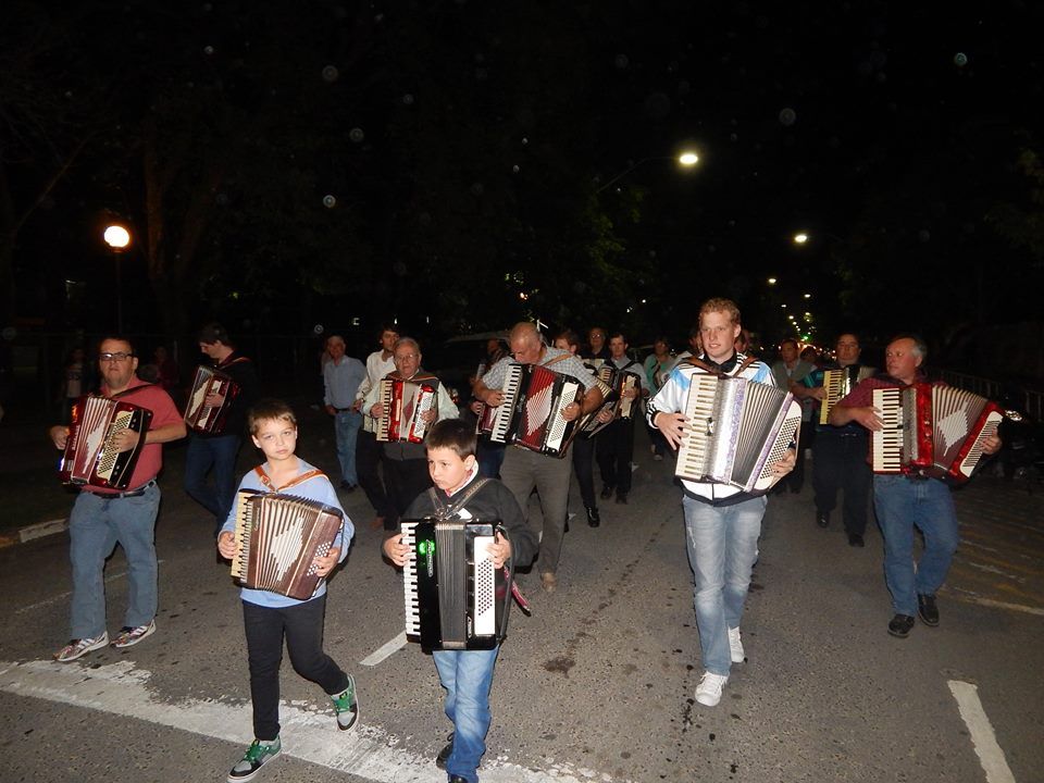 Acordeonistas de Crespo y de la zona pondrán sinfonía al V Encuentro de Acordeones