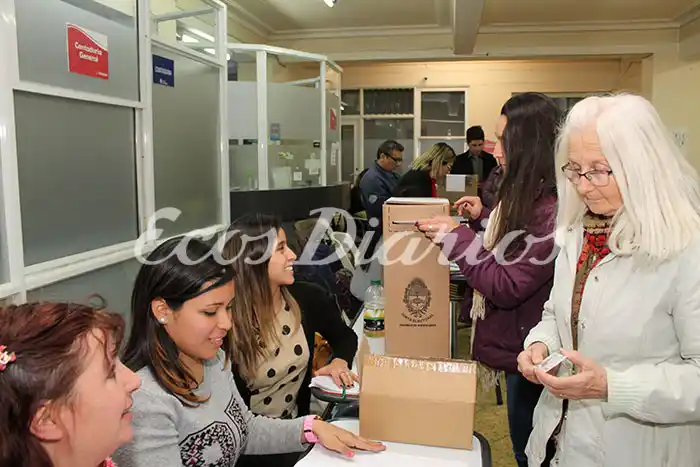 Romper la polarización e ingresar algún concejal