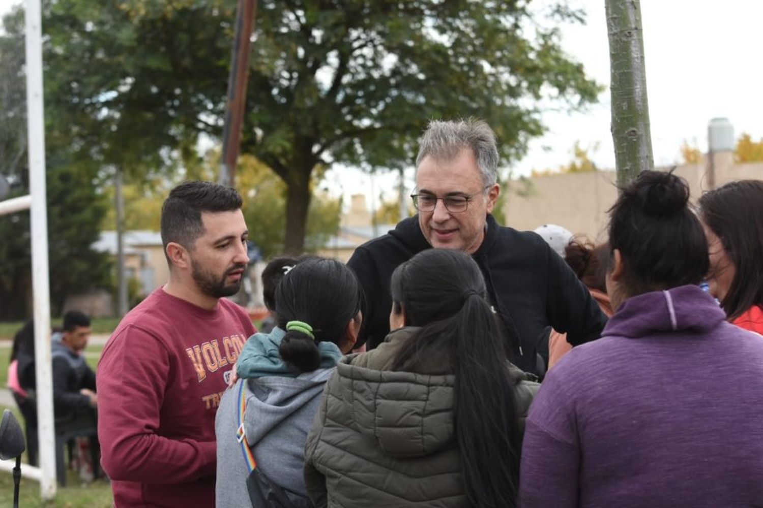 El Intendente inauguró obras de renovación y modernización en la plaza del barrio 2 de Abril