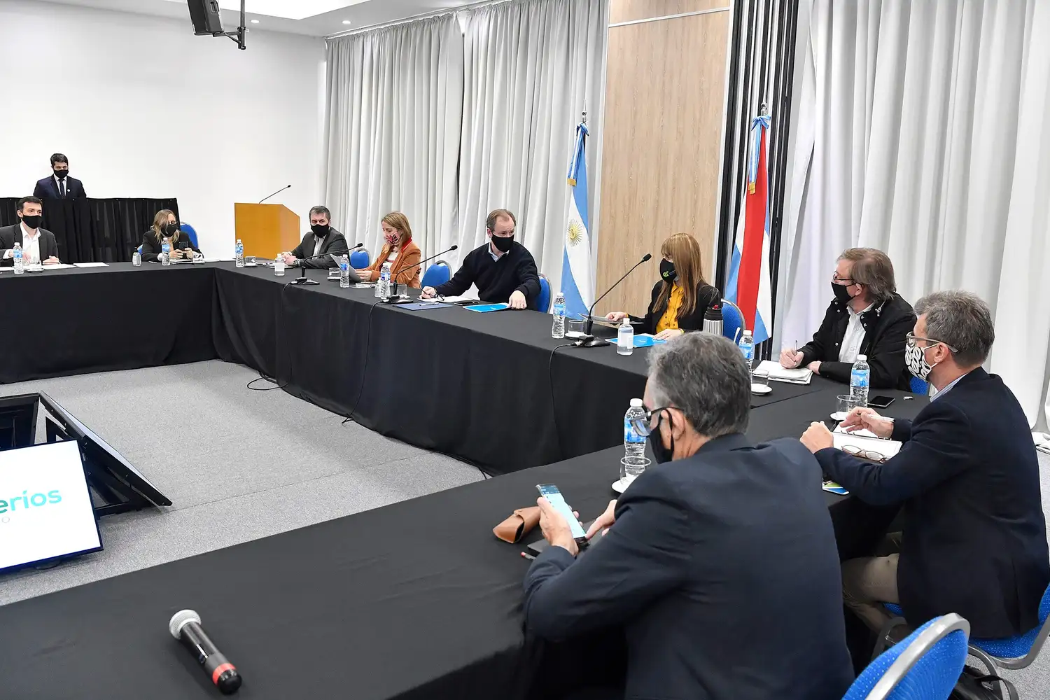 Paraná y Gualeguaychú están en riesgo sanitario y el gobierno espera la publicación del DNU nacional
