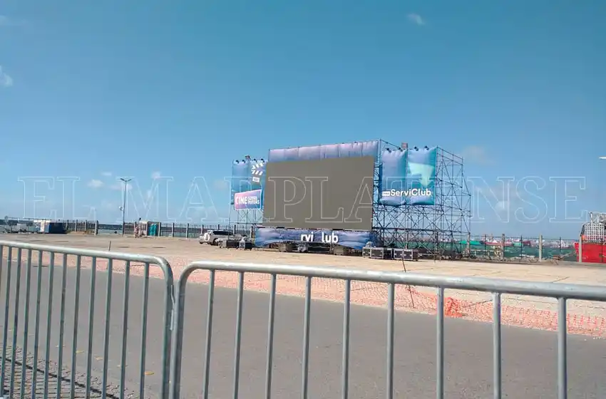 Ultiman detalles para el lanzamiento del autocine en la Escollera Norte
