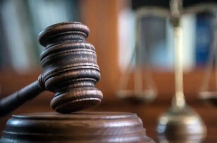 Comienza el juicio a una joven trans cuya absolución reclaman 47 organizaciones de derechos humanos