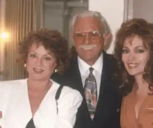 Delia Fiallo, su esposo y Lupita Ferrer. Foto NTN 24