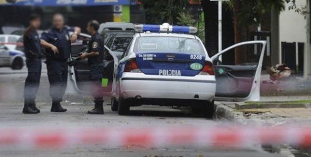 Asesinan a colectivero y balean a policía retirado en Moreno
