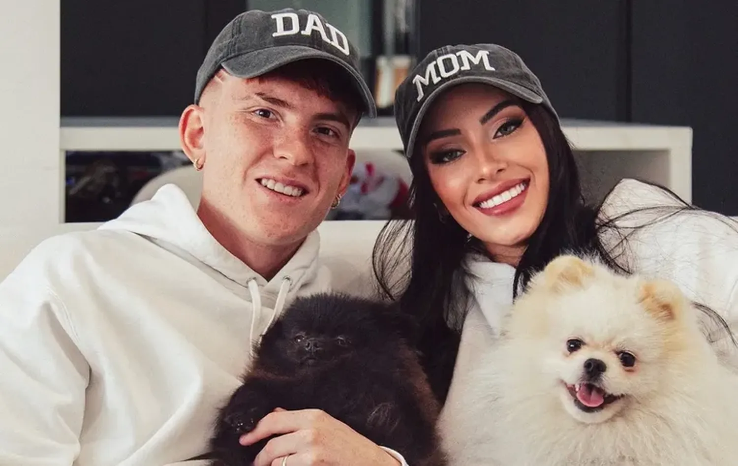 El Colo Barco y su novia, compartieron su felicidad en redes.