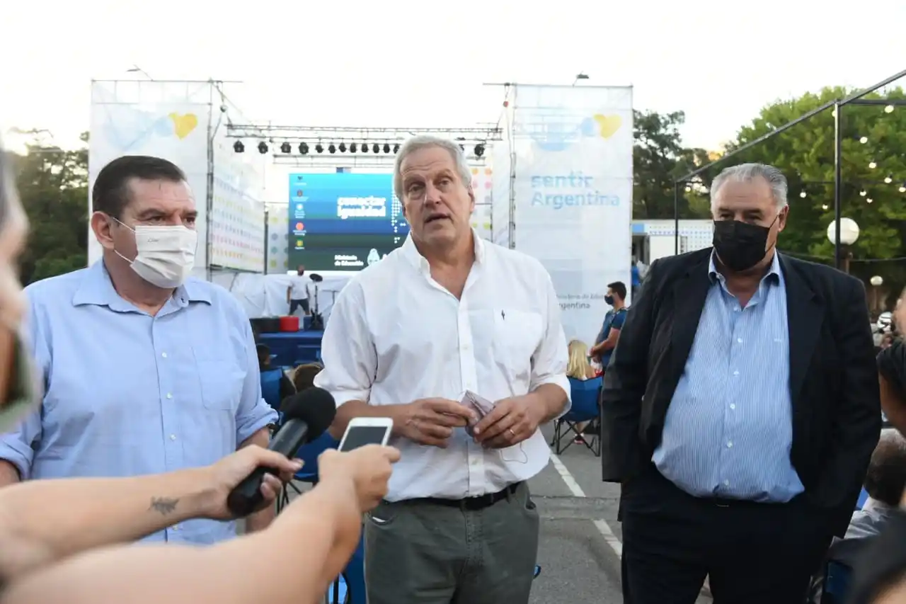 Ministro de educación confirmó que el 2 de marzo comienzan las clases presenciales en todo el país