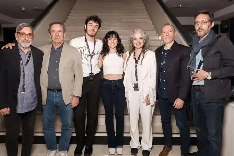 "Traslados": se estrenó en el Festival de Cannes el documental argentino sobre los "vuelos de la muerte"