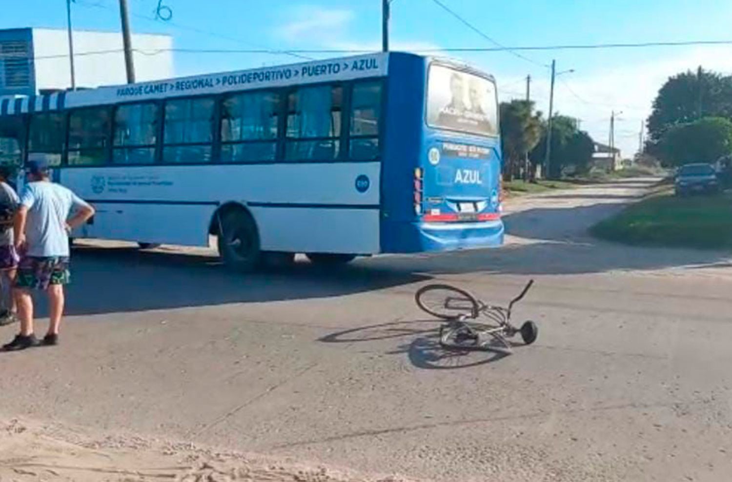 Circulaba en bicicleta y lo atropelló un colectivo: falleció en el HIGA