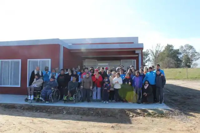 Inauguraron el Salón de Usos Múltiples de Aiprodis

