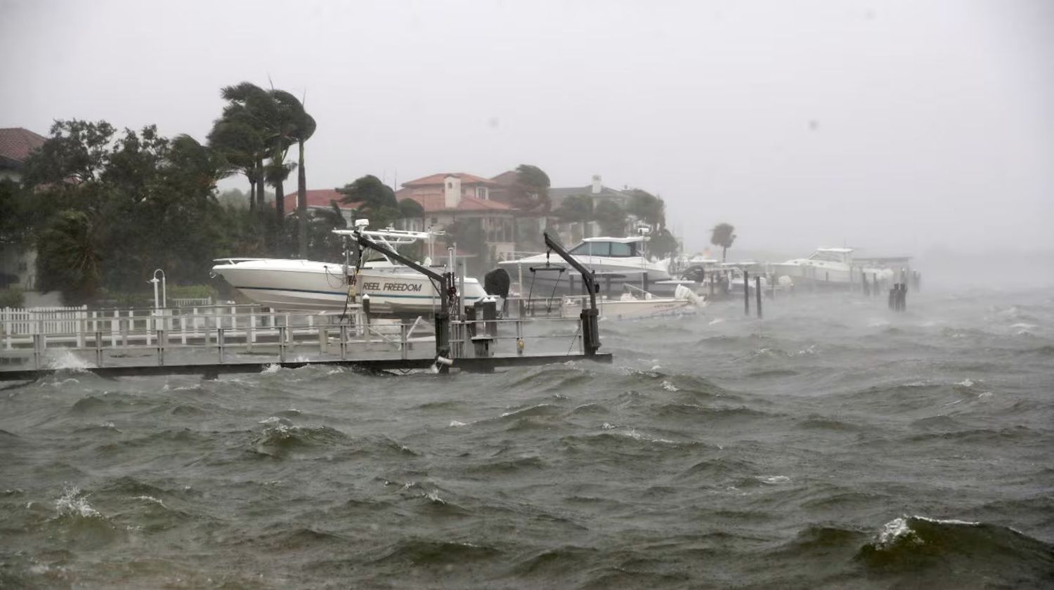 La tormenta tropical "Debby" se convirtió en un huracán de categoría 1 y amenaza las costas de Florida, EEUU. (Foto: Reuters).