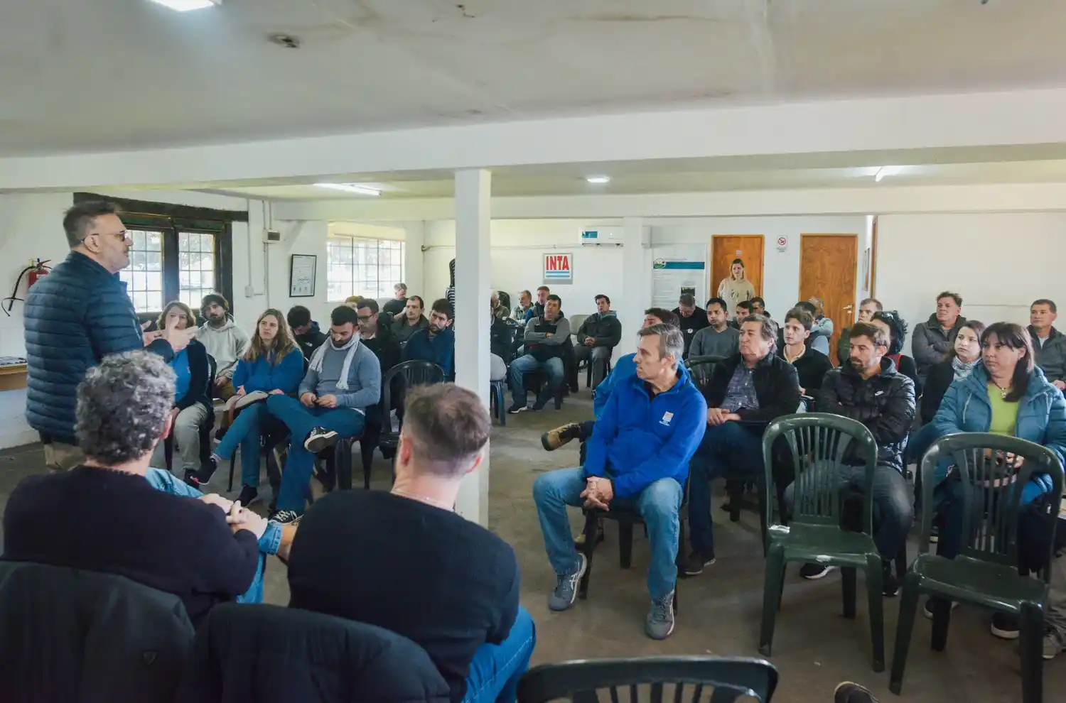 La iniciativa se desarrolla en modalidad híbrida y reúne a 180 empresas, incluyendo 24 proyectos de Mar del Plata.