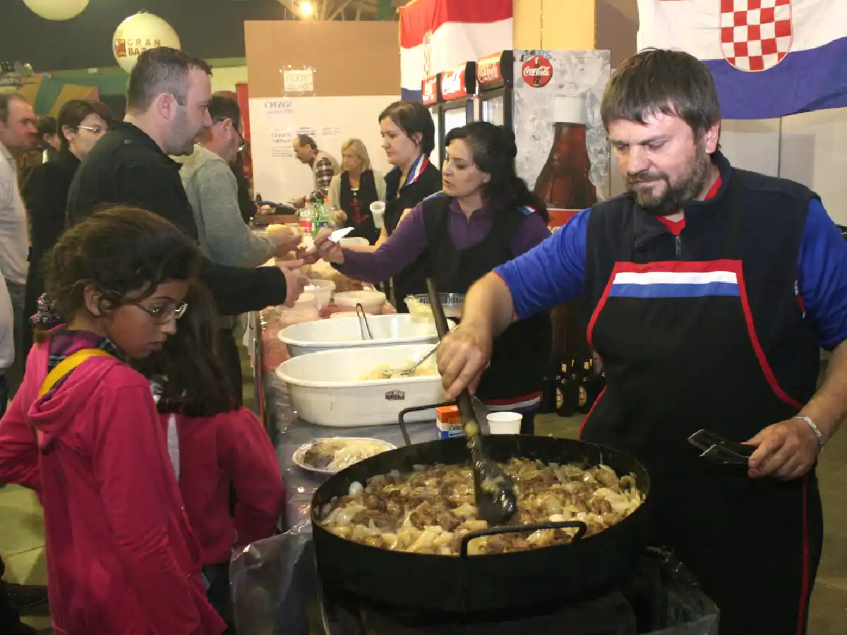 Arroyito: empieza la 5º edición  de la fiesta más dulce del país  