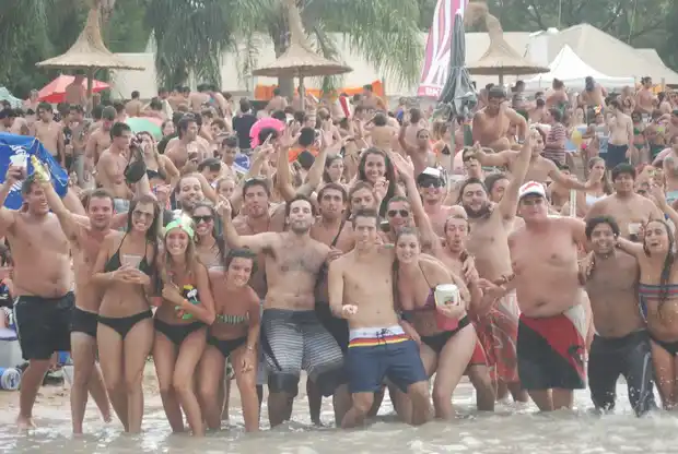 Gualeguaychú explotó, el descontrol también